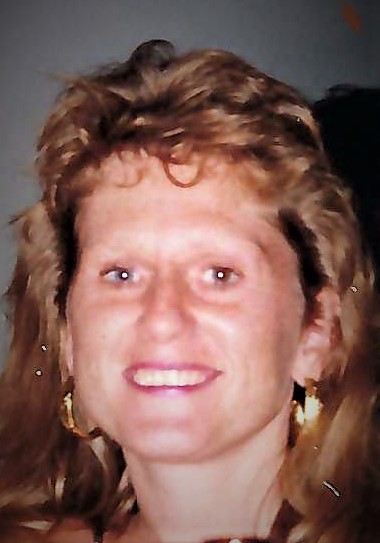 Lisa Vadeboncoeur photo 001.jpg cropped