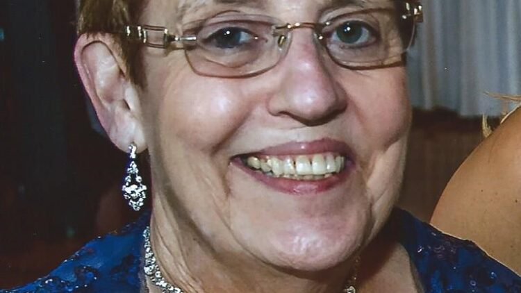 Donna Bouchard