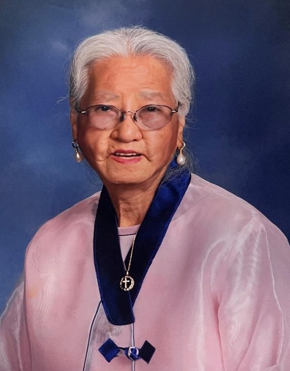 Gloria Montisanti, 94