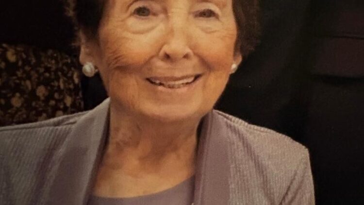Karen L. (Smith) Murray, 85