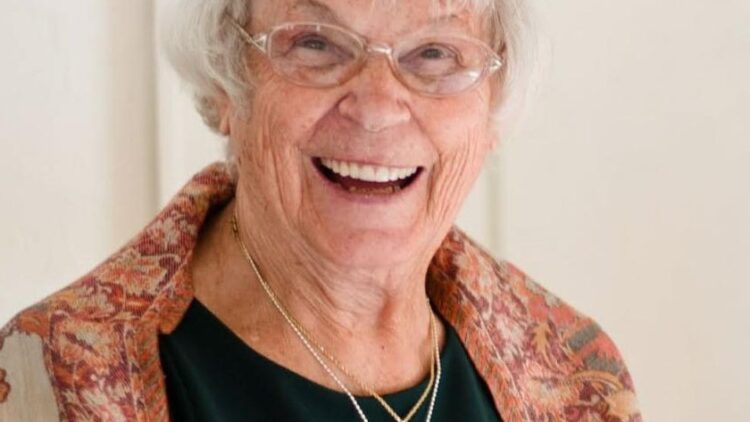 Kathryn Marie (Fenlon) Crowley (87)